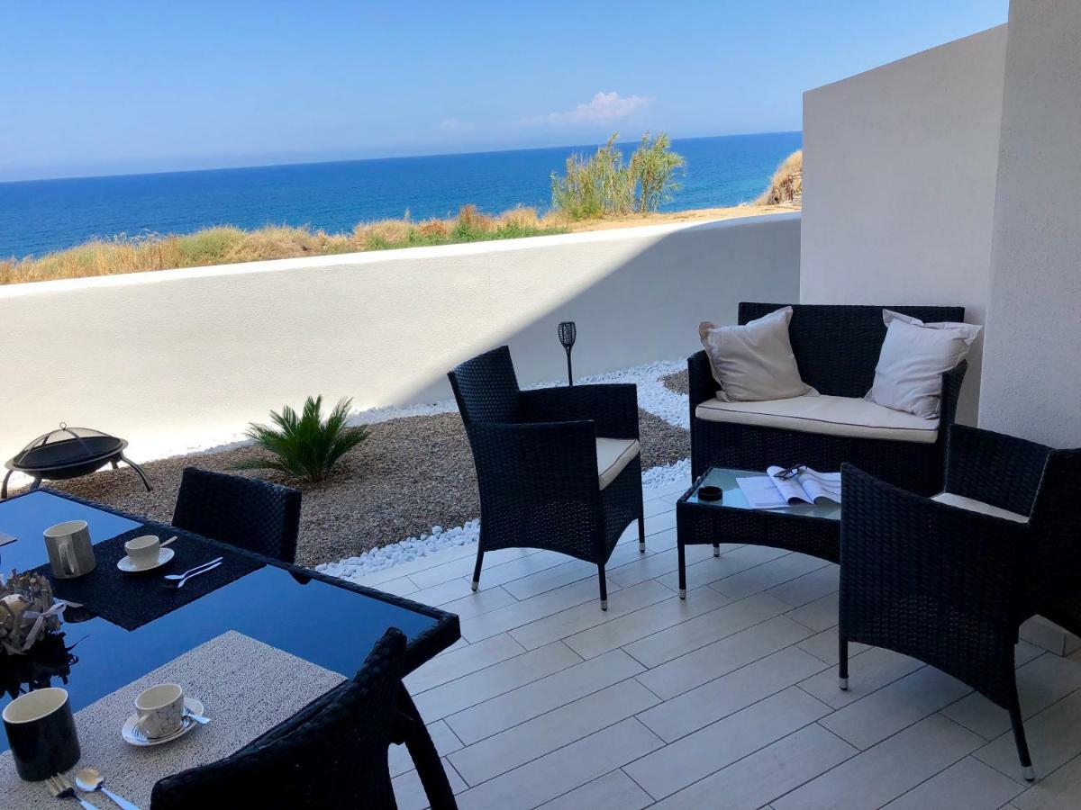 Апартаменты Il Tramonto Luxury House Валледория Экстерьер фото